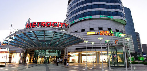 Торговый центр Метросити в Стамбуле